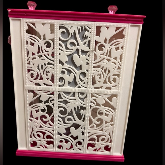 2013 Barbie Life in the Dreamhouse Fashion Vending Machine - Picture 2 of 2